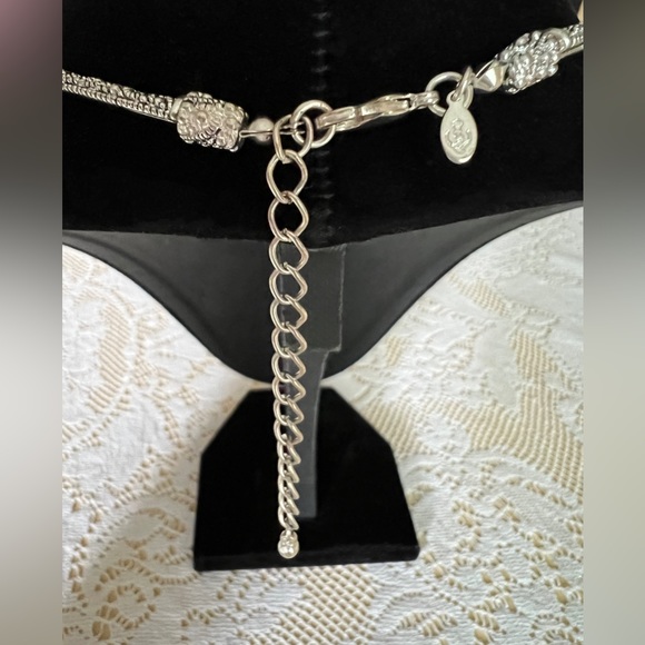 Premier Designs Plate Collar Necklace - Picture 5 of 6